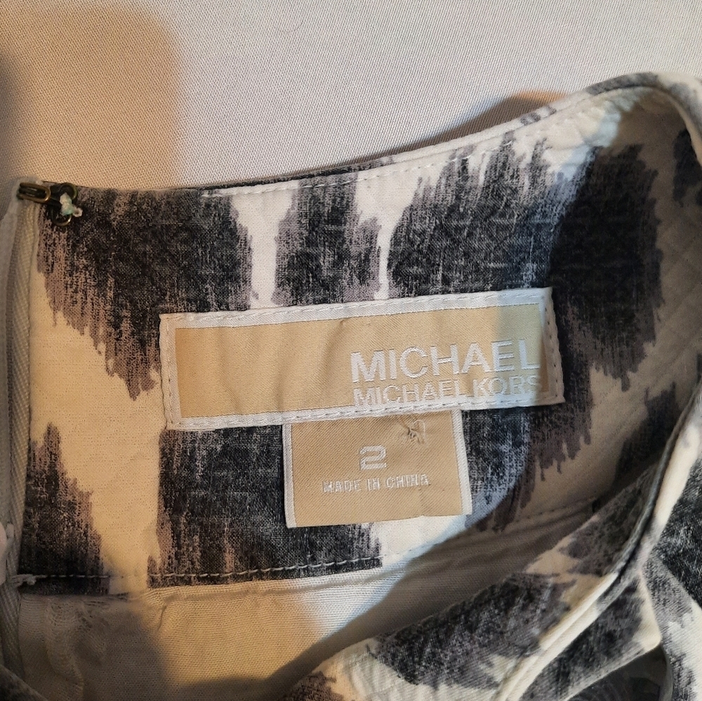 Michael Kors size 2 dress - Picture 4 of 5